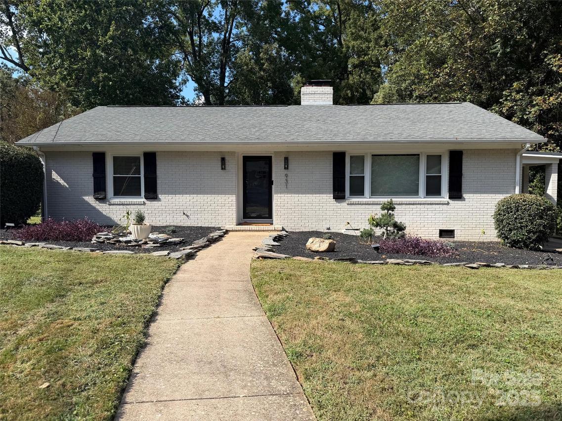 931 Hickory Nut St., Charlotte, NC 28205
