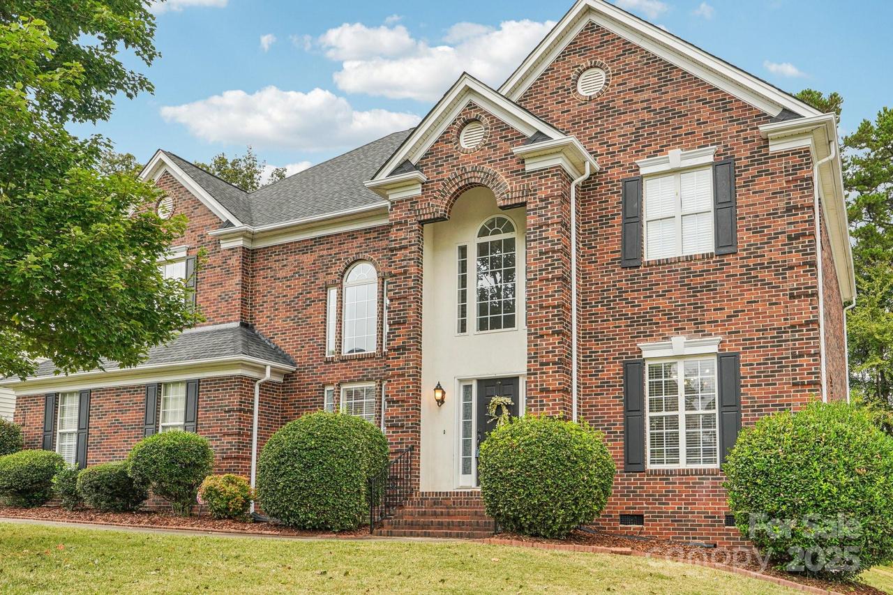 11111 Fountaingrove Dr., Charlotte, NC 28262