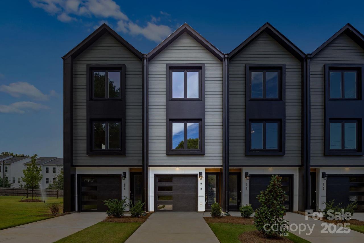 212 Mattoon St., Charlotte, NC 28216