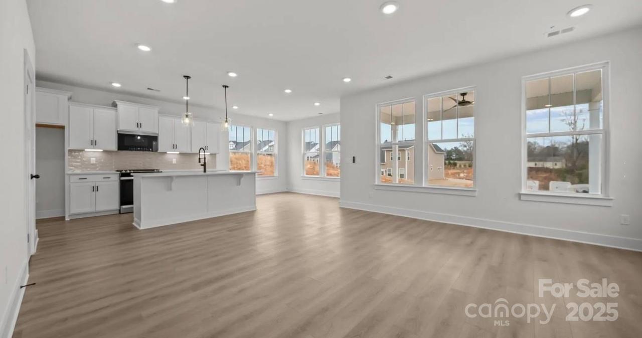 114 Canary Ln. #4, Mooresville, NC 28115