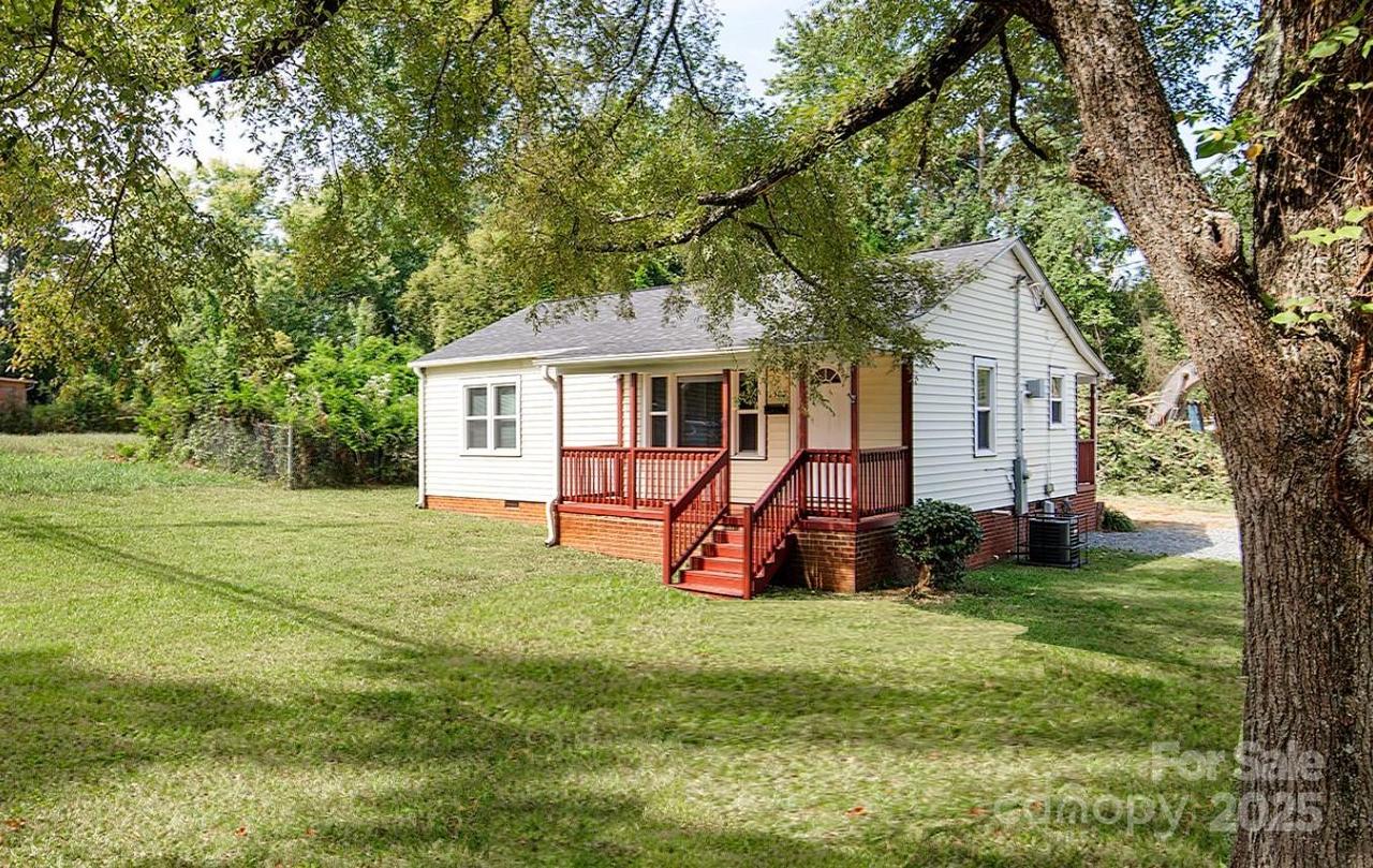 2500 Old Steele Creek Rd., Charlotte, NC 28208