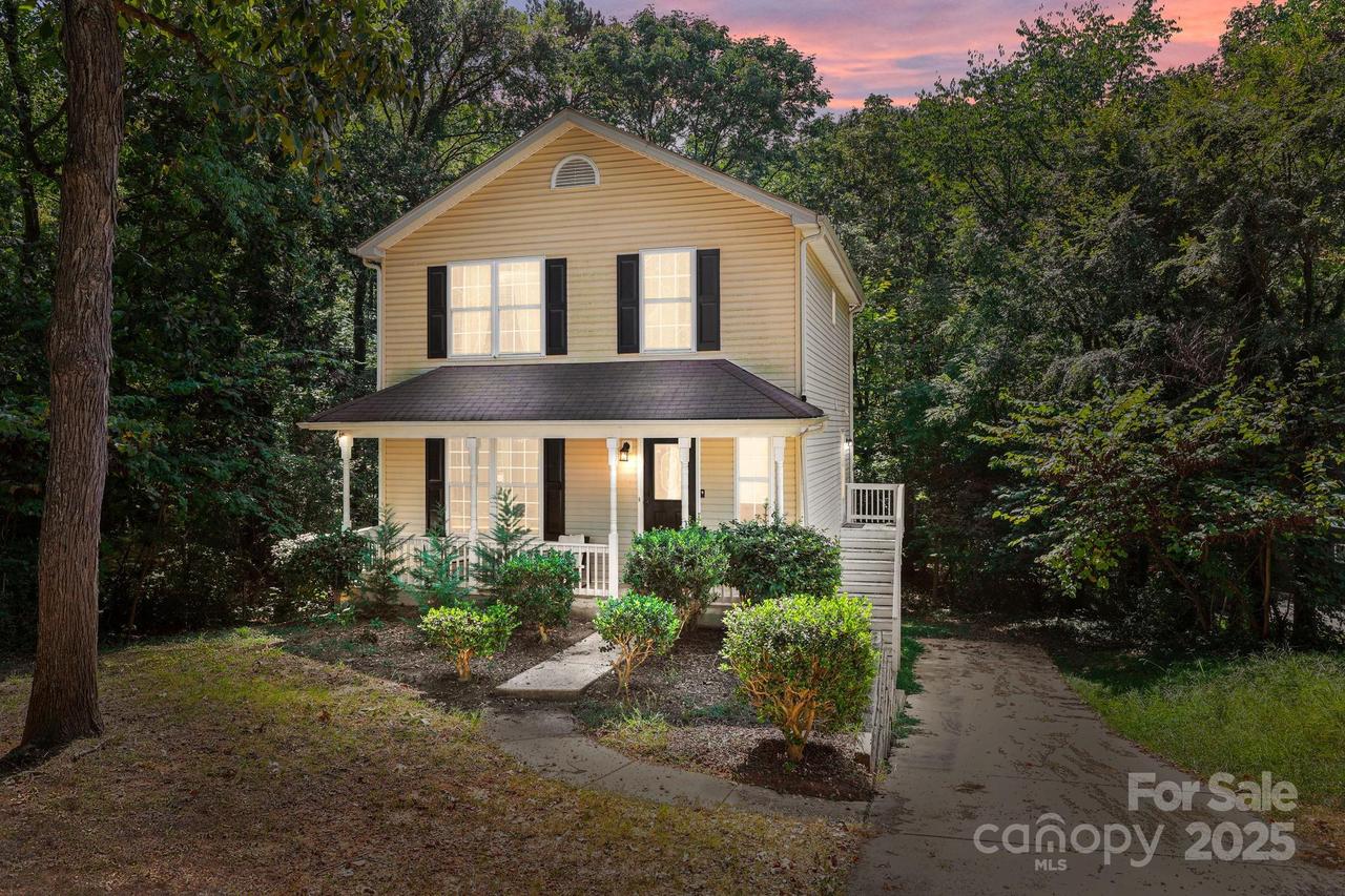 8200 Kerrybrook Cir., Charlotte, NC 28214