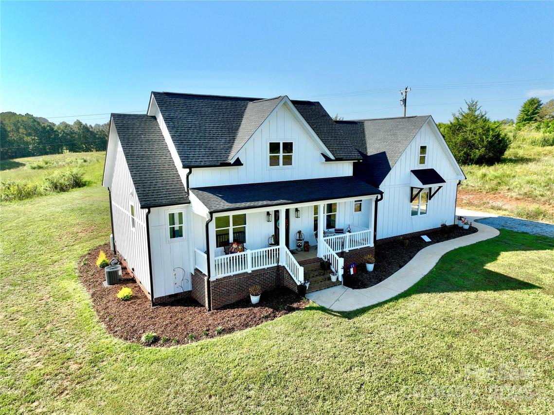 107 Toney Hill Dr., Ellenboro, NC 28040