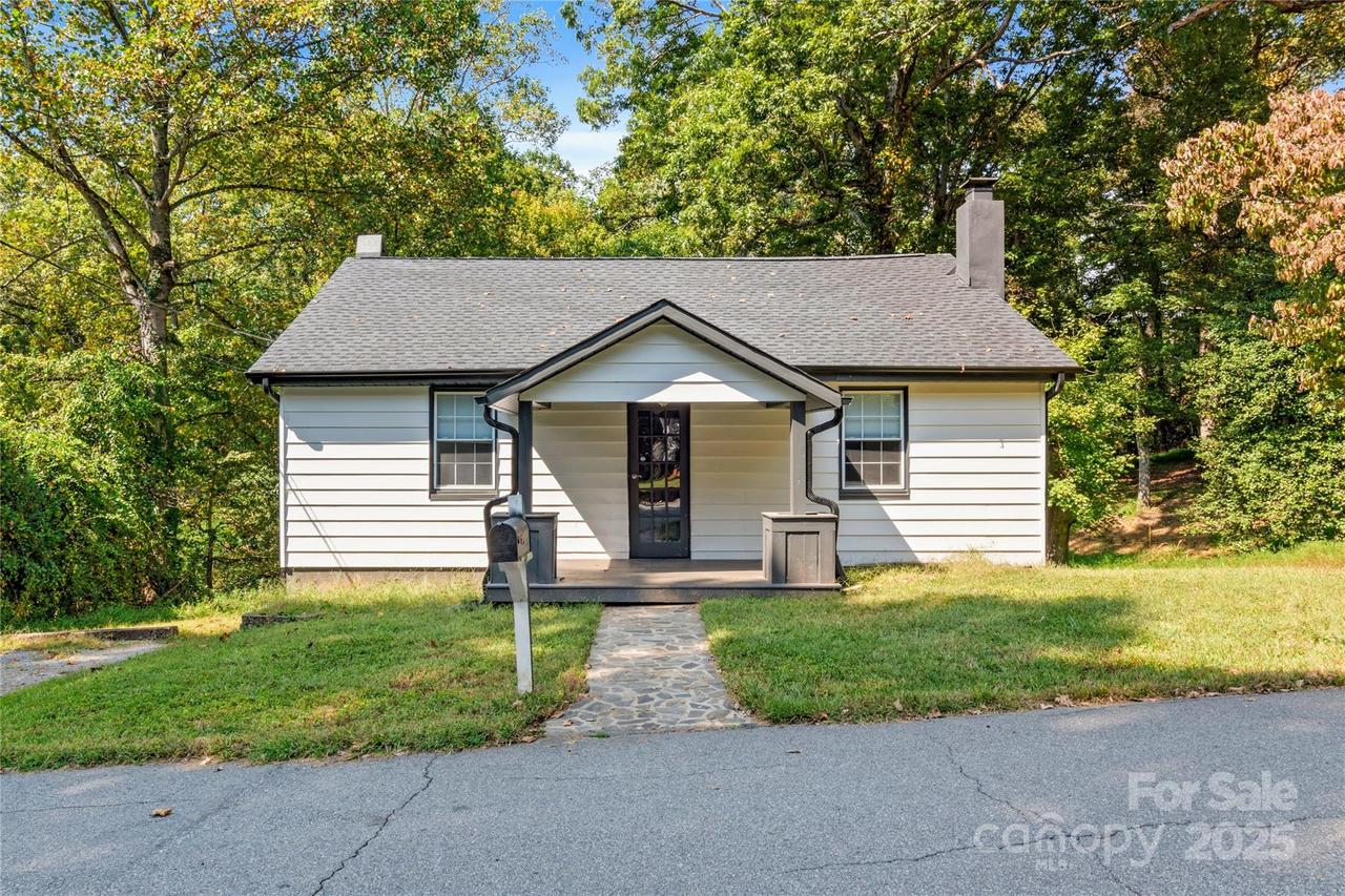 270 Northwood Dr., Elkin, NC 28621