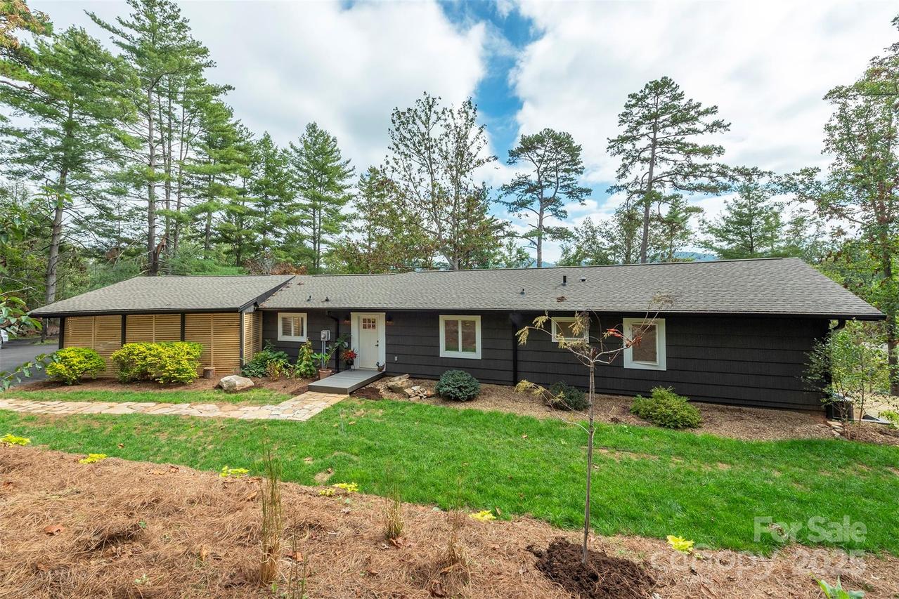 351 Windsor Rd., Asheville, NC 28804