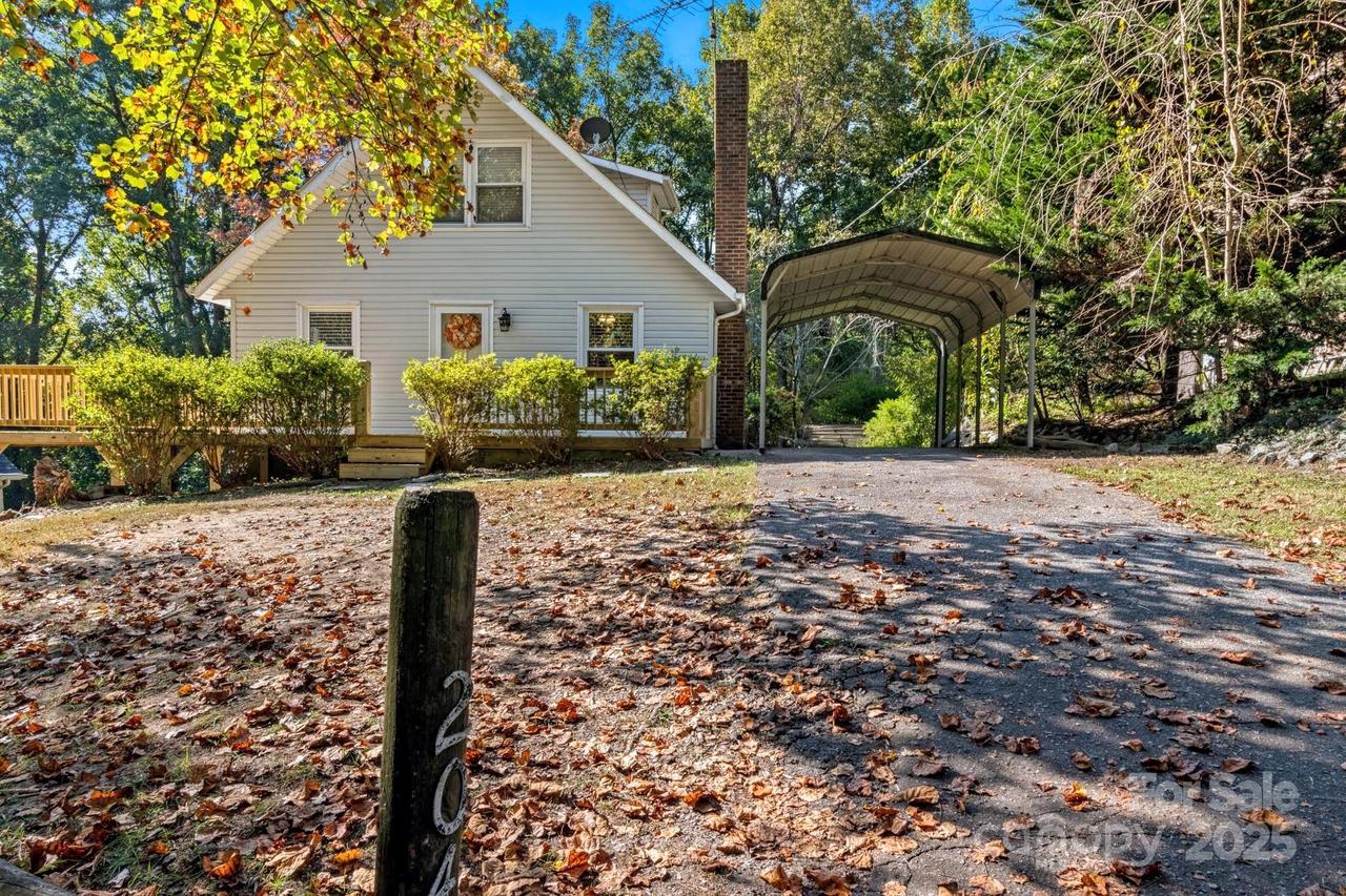 204 Hemlock Ln., Moravian Falls, NC 28654