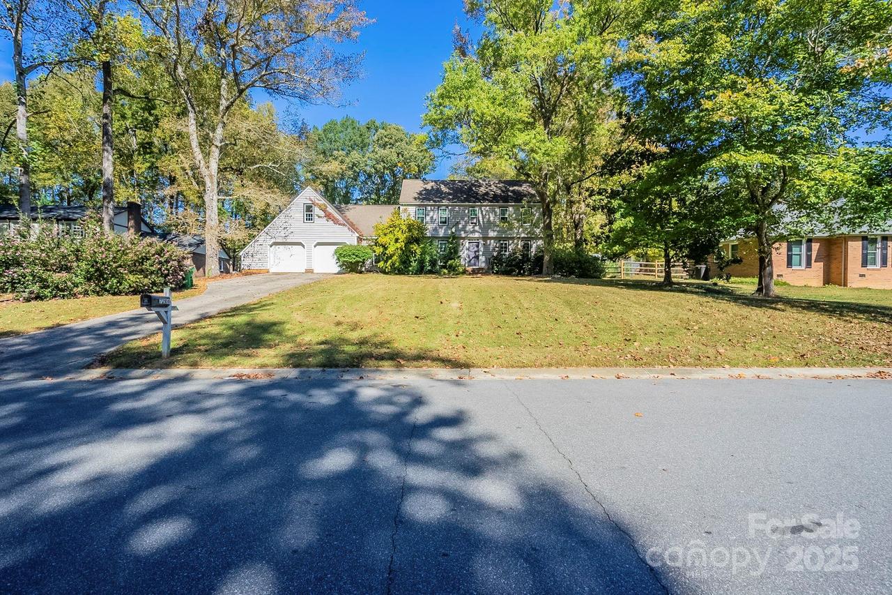 7208 Applecross Ln., Charlotte, NC 28215