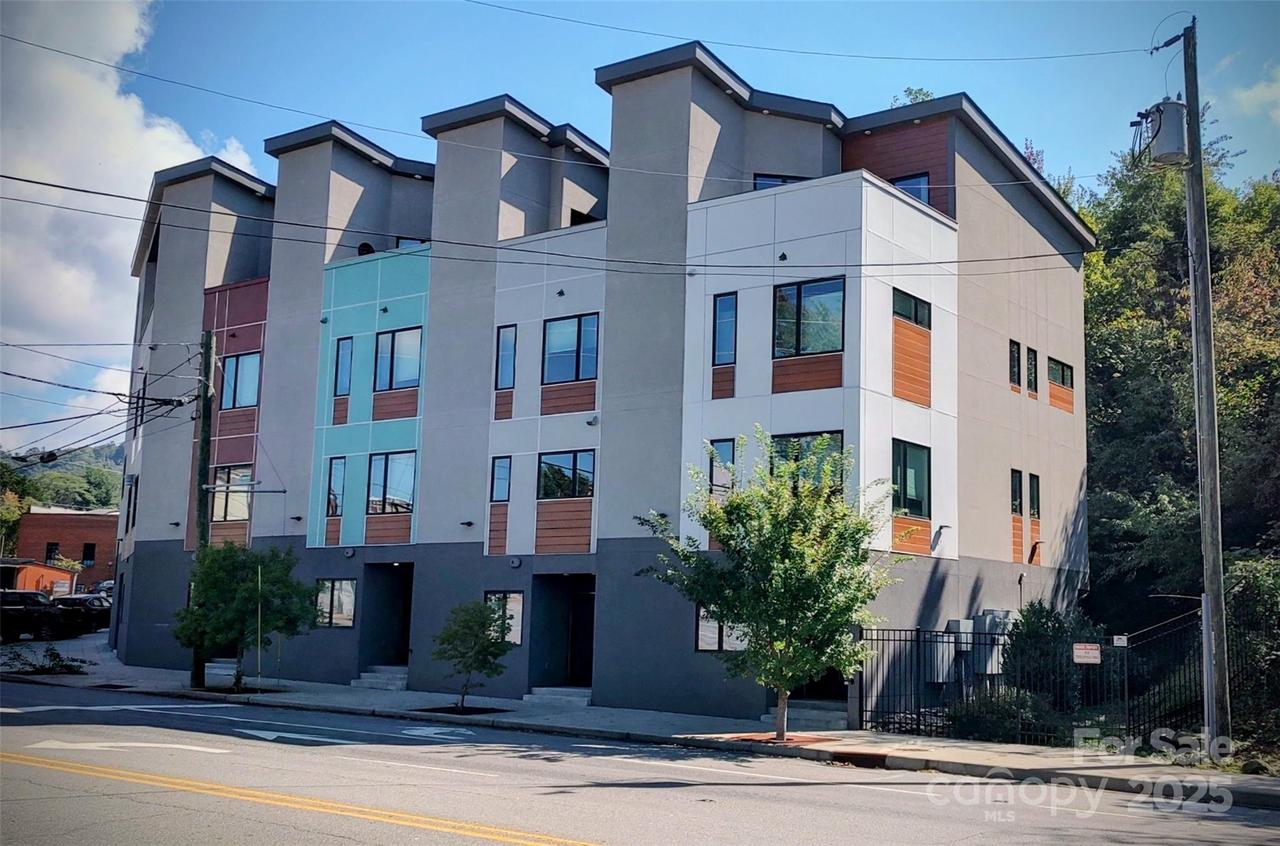 108 Southside Ave., Asheville, NC 28801