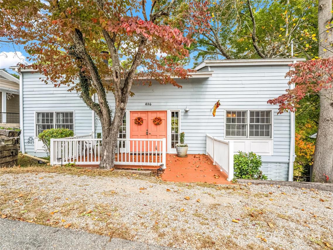486 Oxford Rd., Lake Junaluska, NC 28745