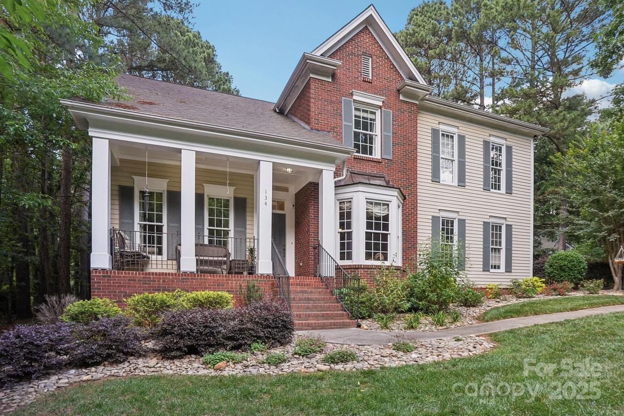 134 Lake Spring Loop, Mooresville, NC 28117