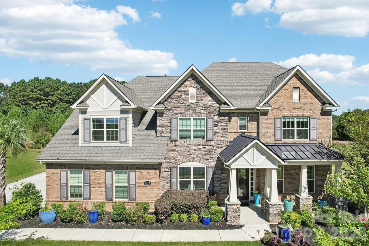 1020 Liggets Dr., Matthews, NC 28104