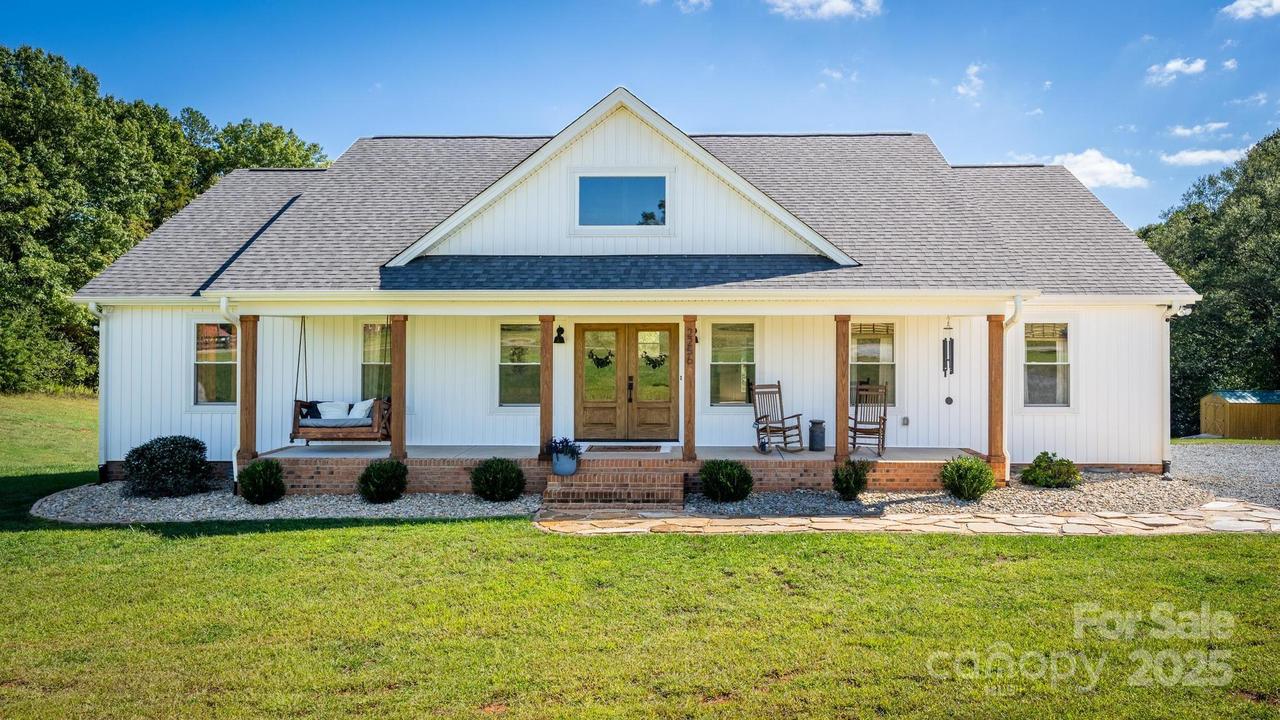 2256 Bolton Rd., Catawba, NC 28609