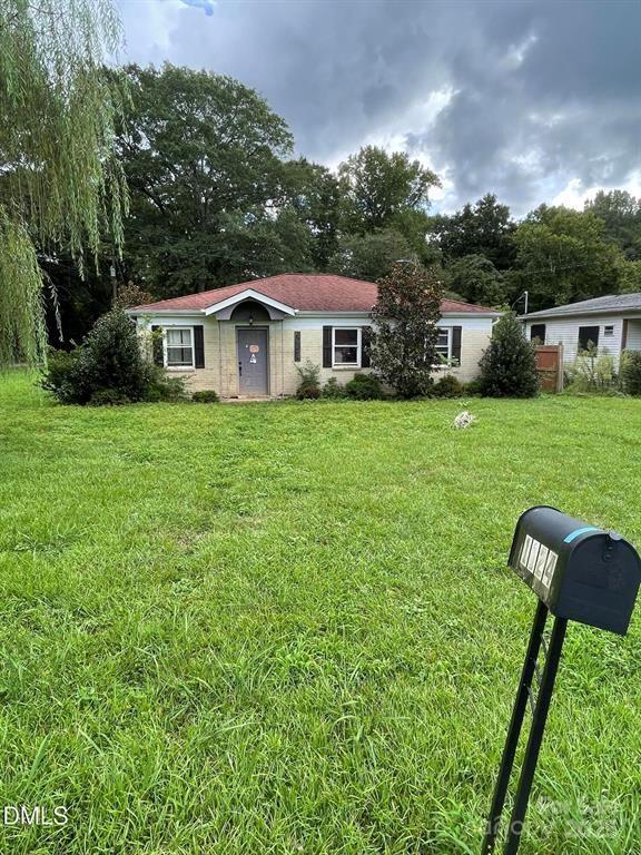 1124 Riverside Dr., Charlotte, NC 28214