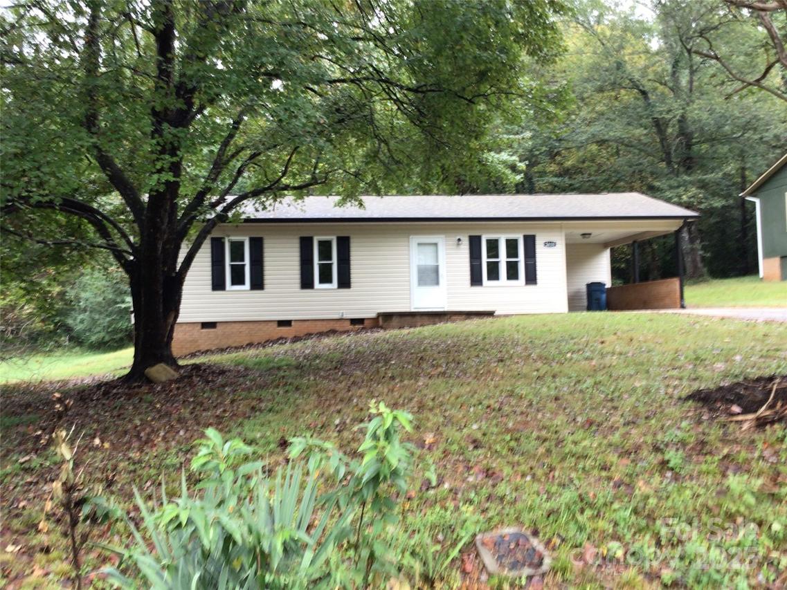 2610 Tablerock Rd., Lenoir, NC 28645