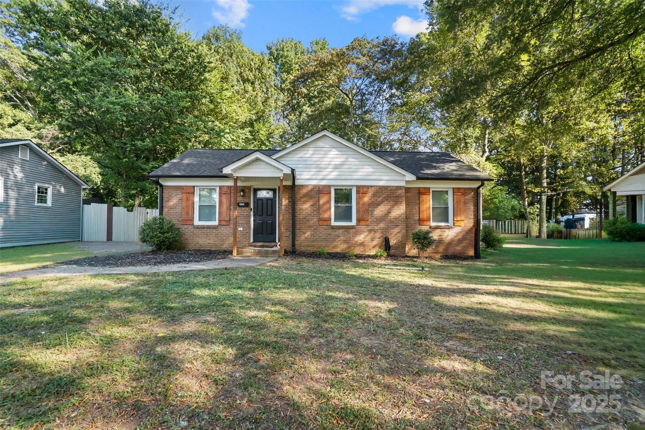 6608 Rosecran Dr., Charlotte, NC 28215