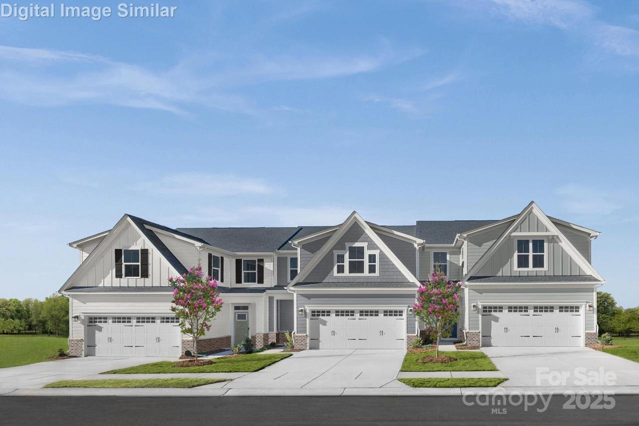 11038 Emerson Landing Dr., Charlotte, NC 28216