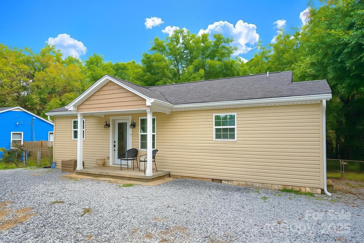 1906 E Innes St., Salisbury, NC 28146