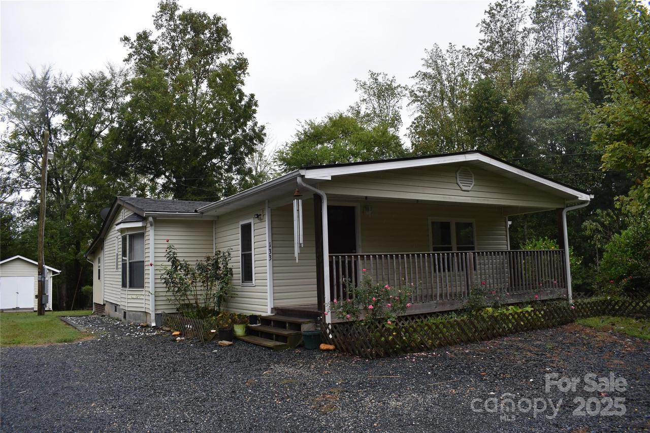 133 Community Building Rd., Mount Gilead, NC 27306
