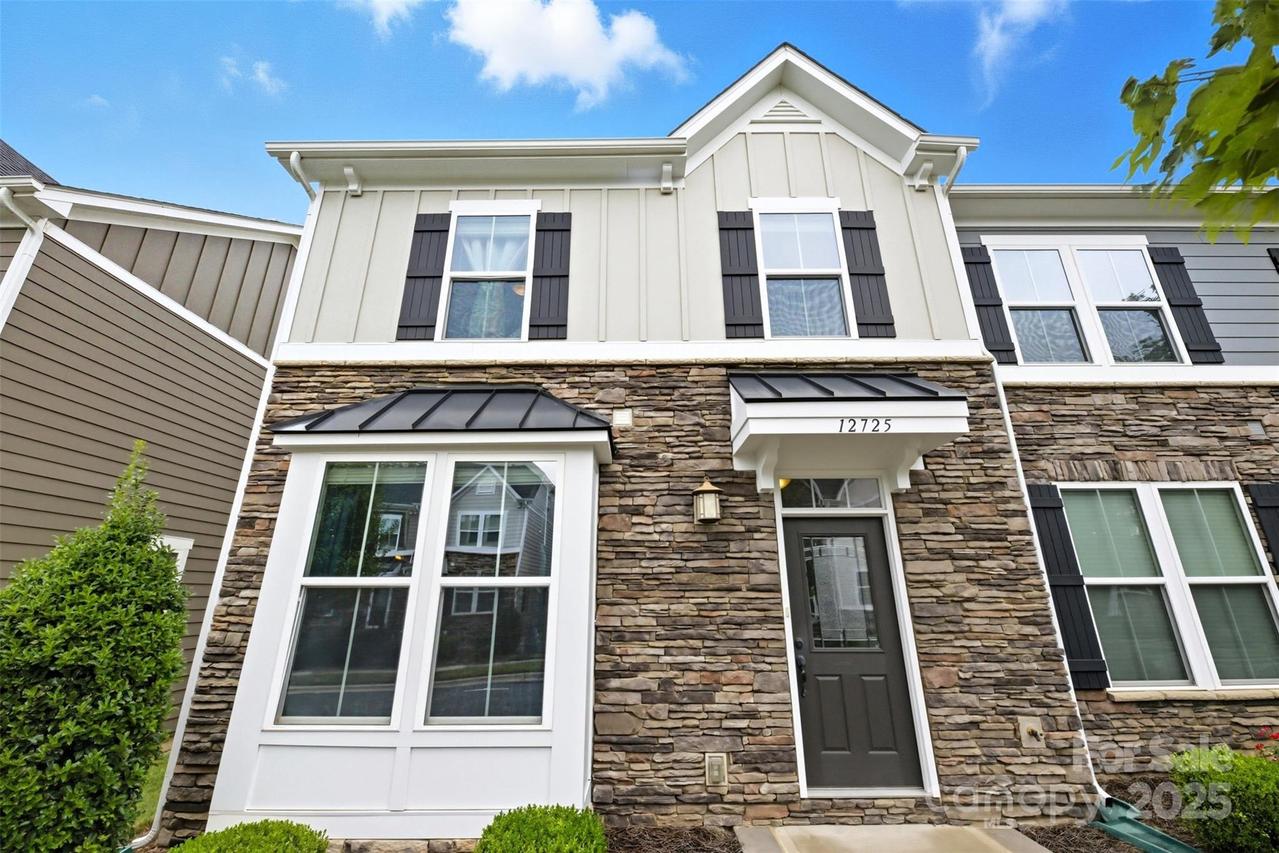 12725 Glowing Peak Rd., Huntersville, NC 28078