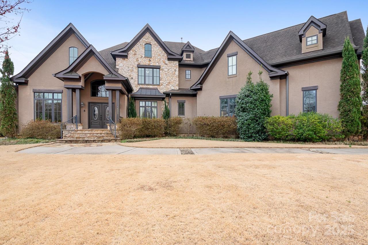 16005 Alsace Dr., Charlotte, NC 28278