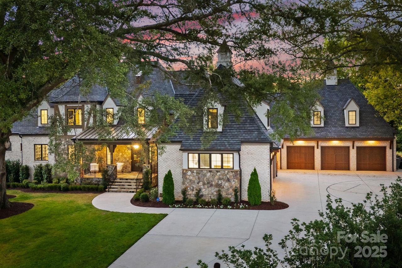 4019 River Ridge Rd., Charlotte, NC 28226