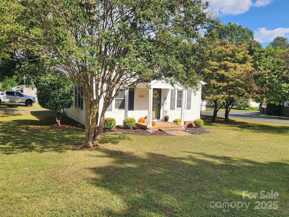 2301 S Ridge Ave., Kannapolis, NC 28083