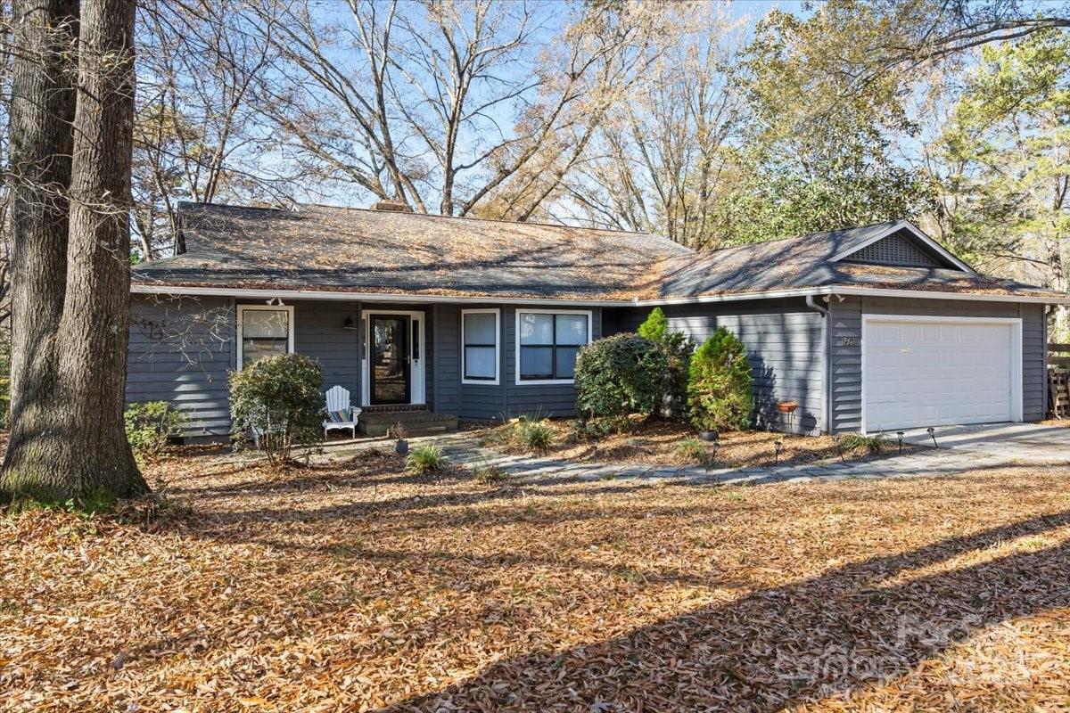 11501 Abernathy Rd., Charlotte, NC 28216