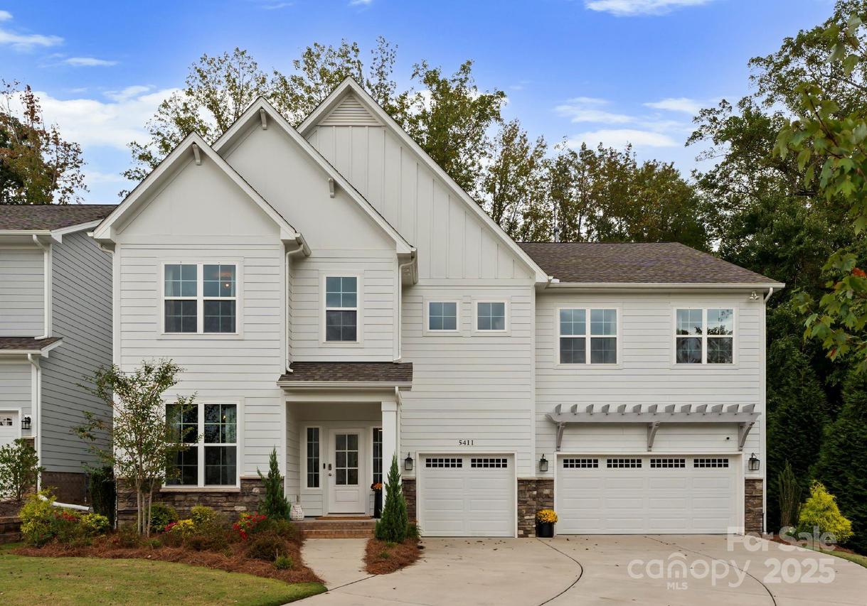 5411 Deerview Ct., Charlotte, NC 28270