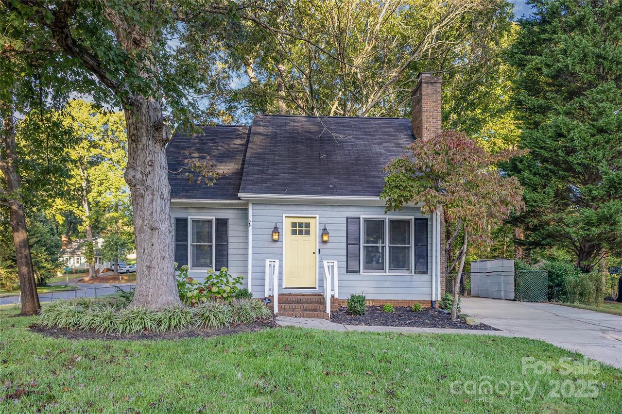 2475 Autumnwood Tr., Gastonia, NC 28056