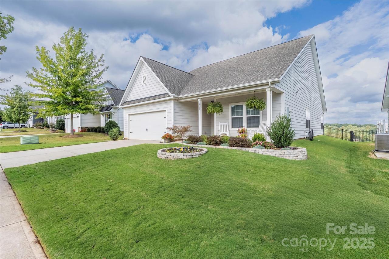 121 Jana Dr., Statesville, NC 28677