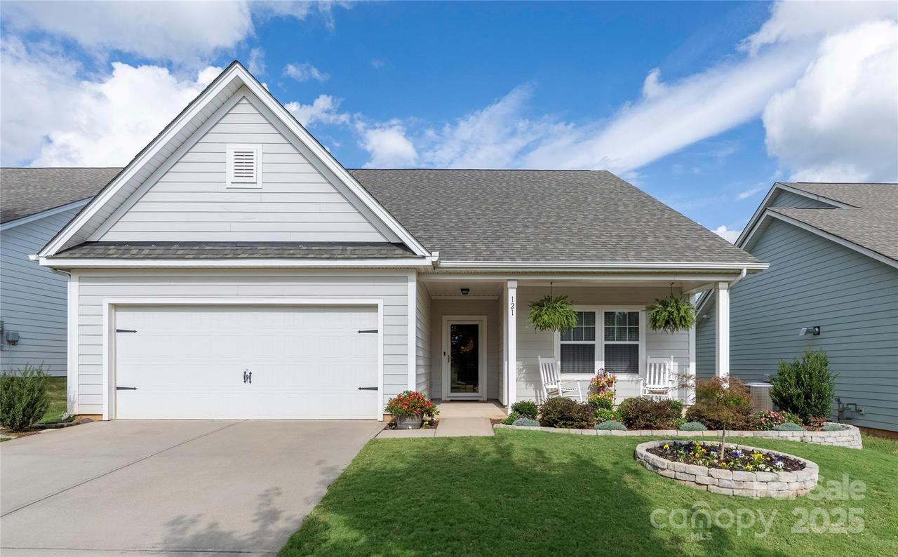 121 Jana Dr., Statesville, NC 28677