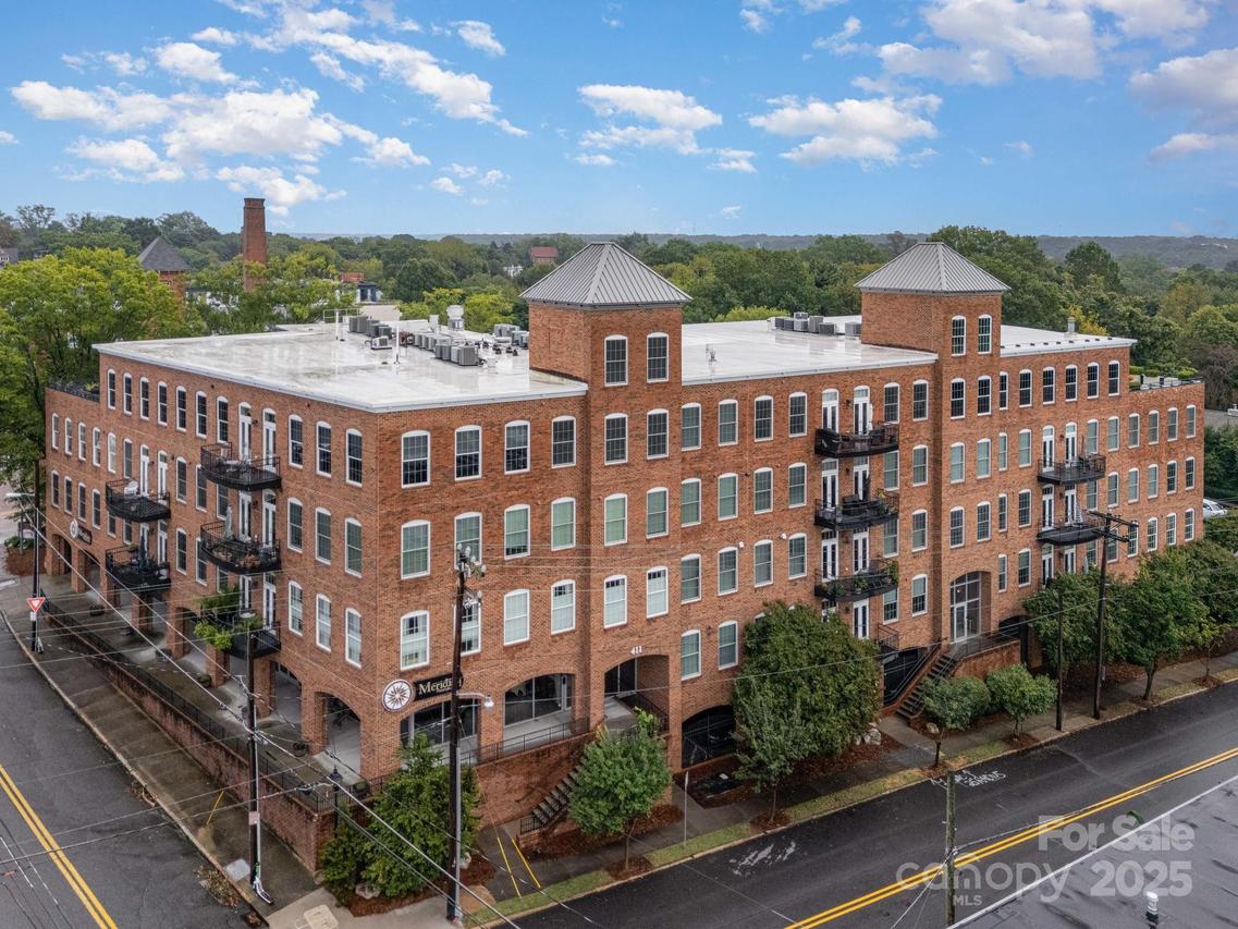 411 Marshall St. #206, Winston Salem, NC 27101