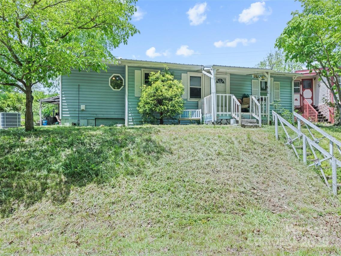 3383 Thickety Rd., Clyde, NC 28721