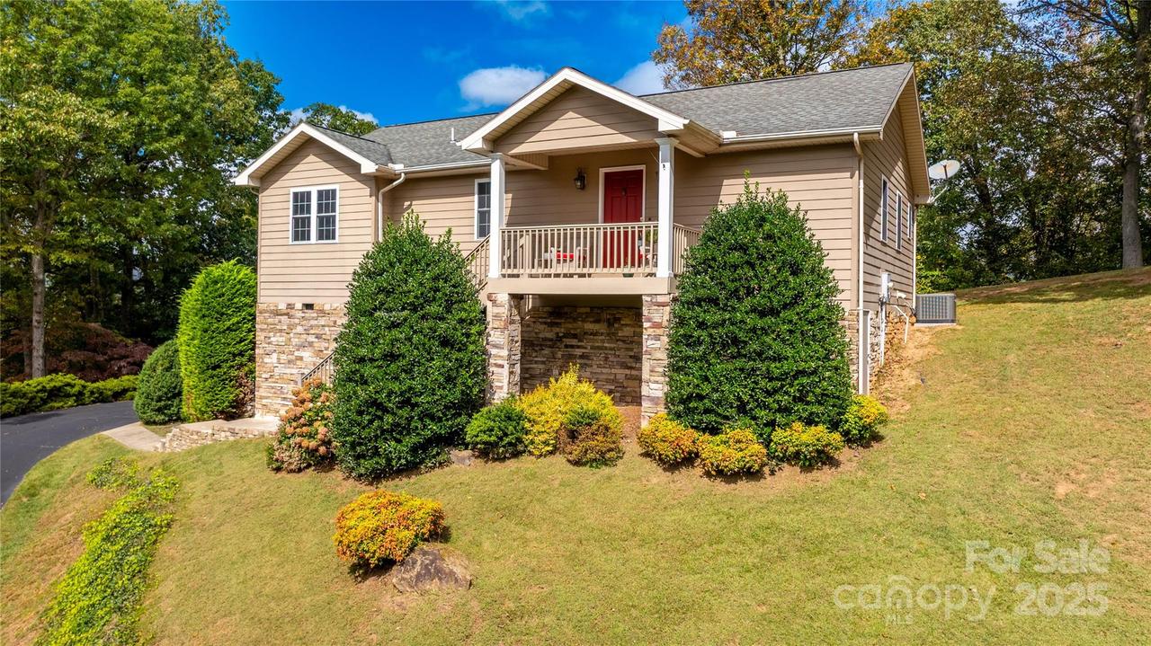 283 Blake Dr., Canton, NC 28716