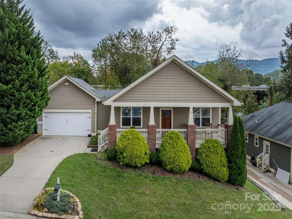 21 Byrdcliffe Ln., Asheville, NC 28805