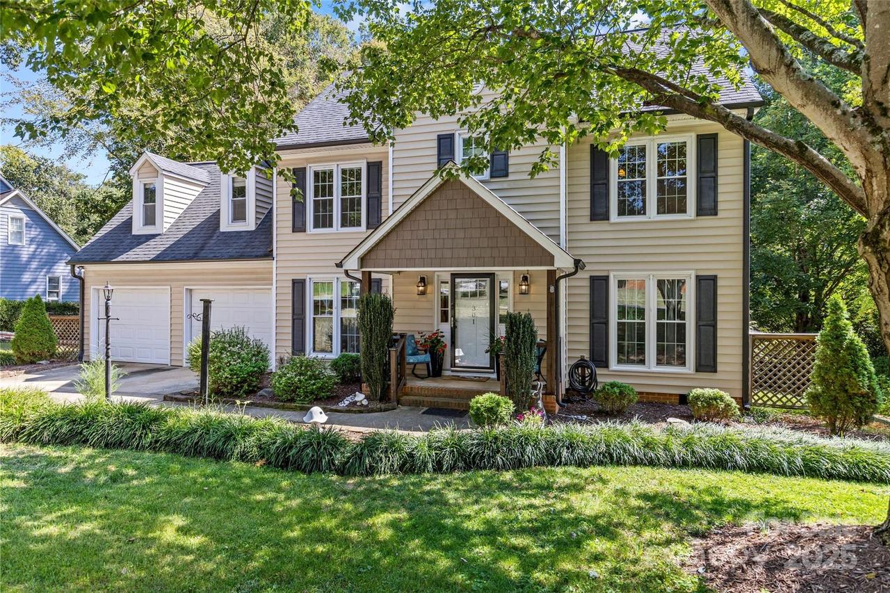301 Southfork Dr., Belmont, NC 28012