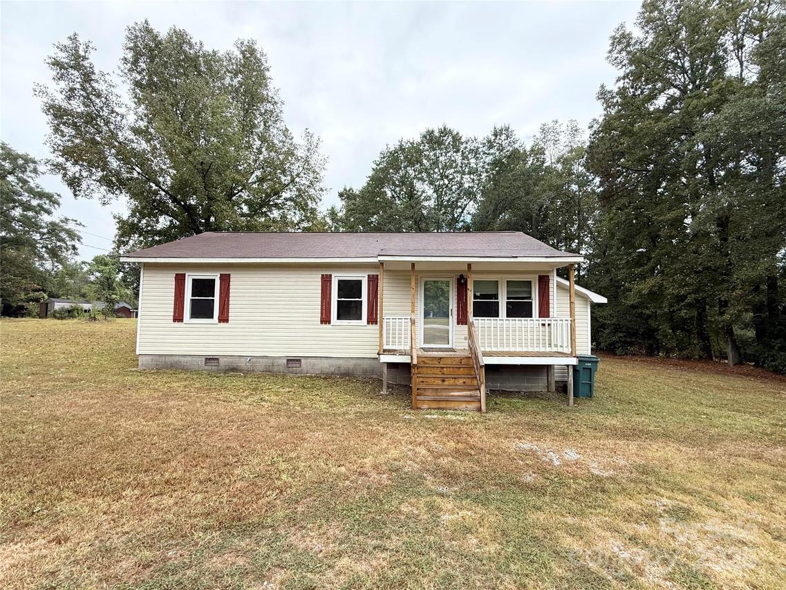 358 Thomasville Rd., Wadesboro, NC 28170