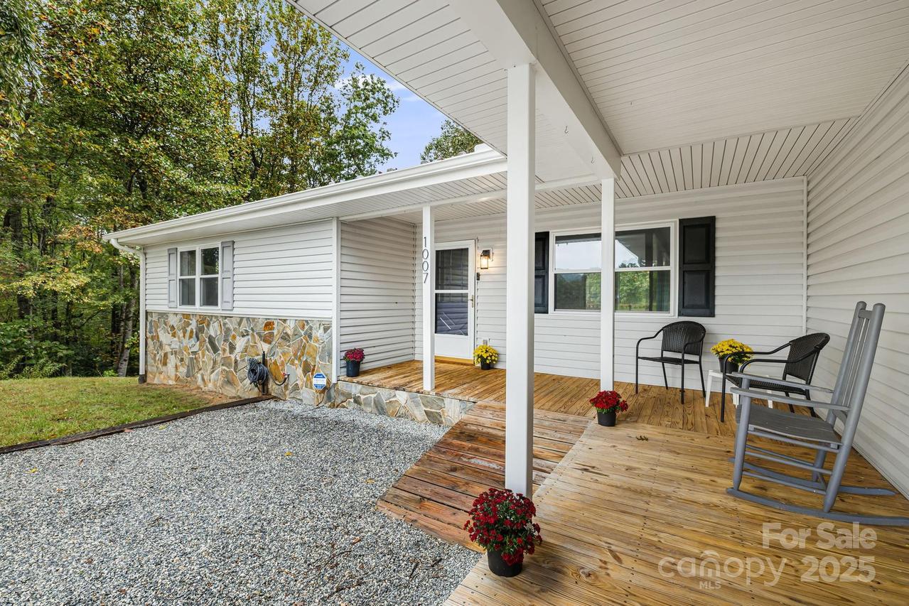 1007 Dula Rd., Spruce Pine, NC 28777