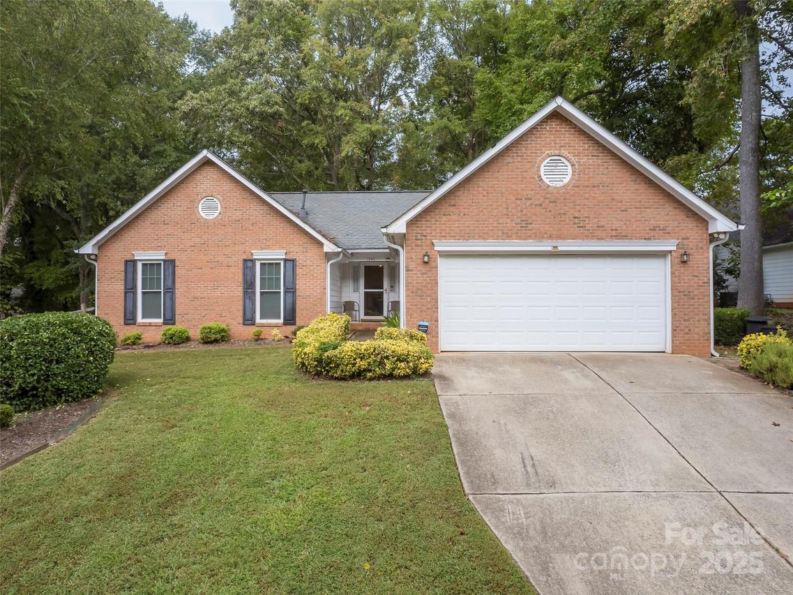 1545 Bear Mountain Rd., Charlotte, NC 28214