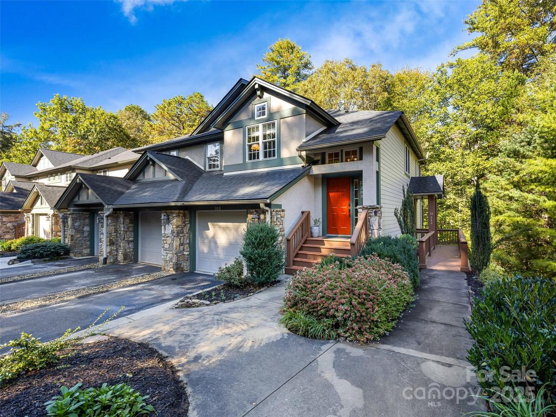 73 Ridgetop Cir. #303, Brevard, NC 28712