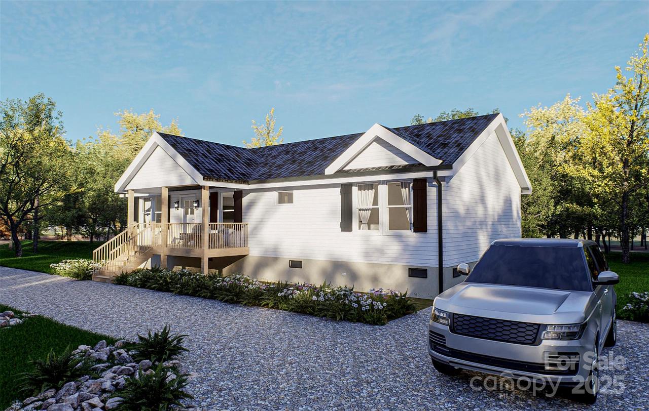 22 Hoyle St., Marion, NC 28752