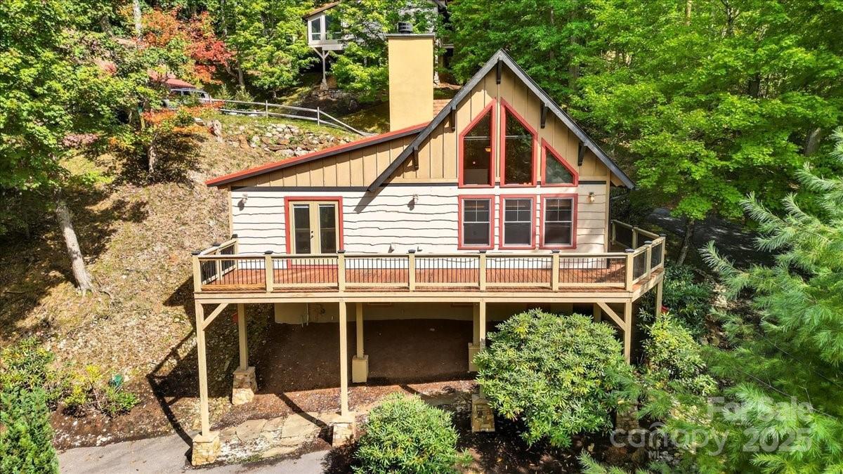 13 Miners Trace Rd., Burnsville, NC 28714