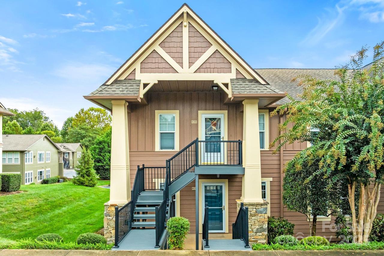 150 Deermouse Way #2601, Hendersonville, NC 28792