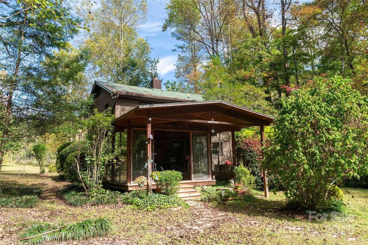 7825 Buck Creek Rd., Marion, NC 28752