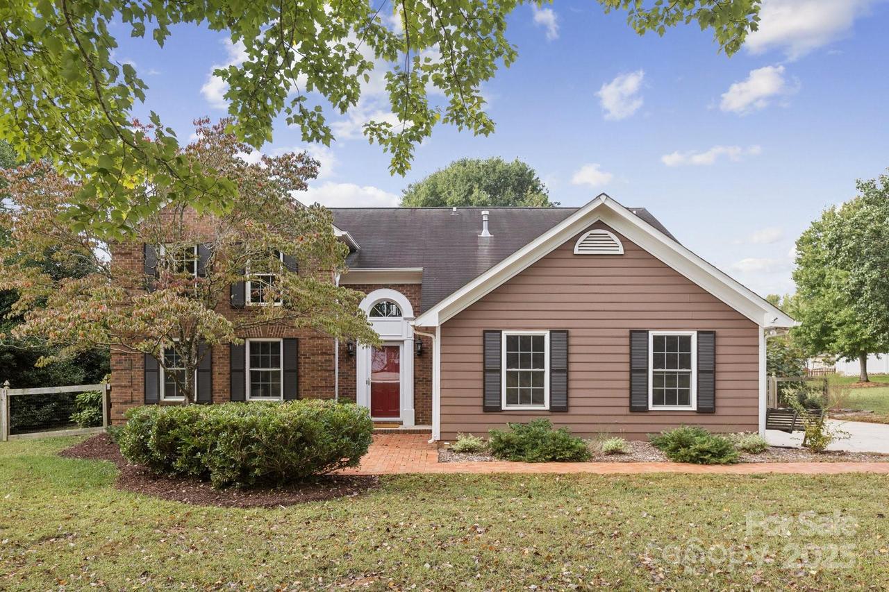 15217 Buckhaven Ct., Mint Hill, NC 28227