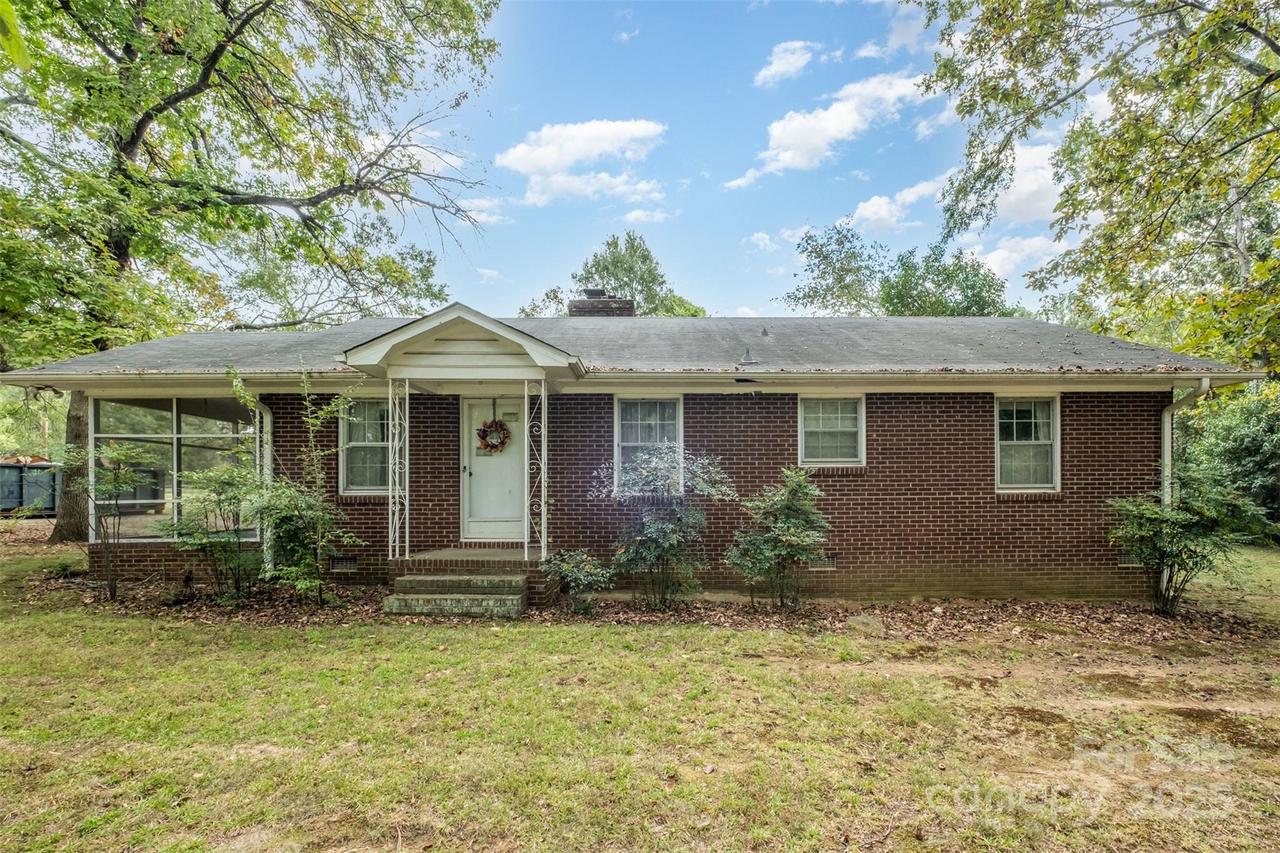 4617 Riverdale Dr., Charlotte, NC 28273