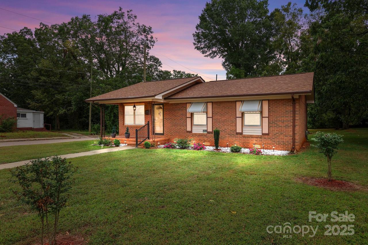 301 Lloyd St., Salisbury, NC 28144