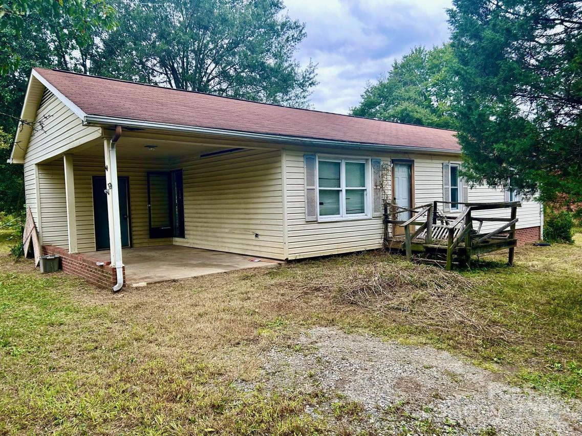 175 Country Ln., Salisbury, NC 28144