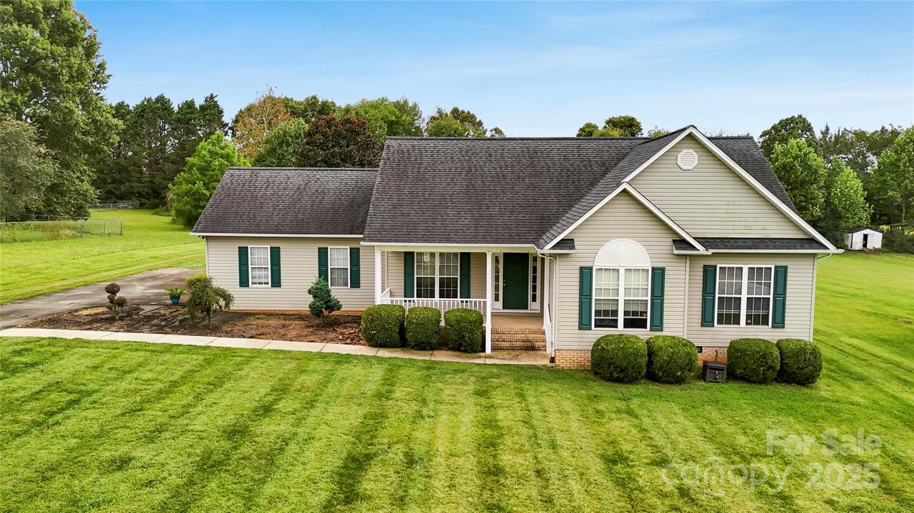 65 Shotwell Patterson Ln., Stony Point, NC 28678