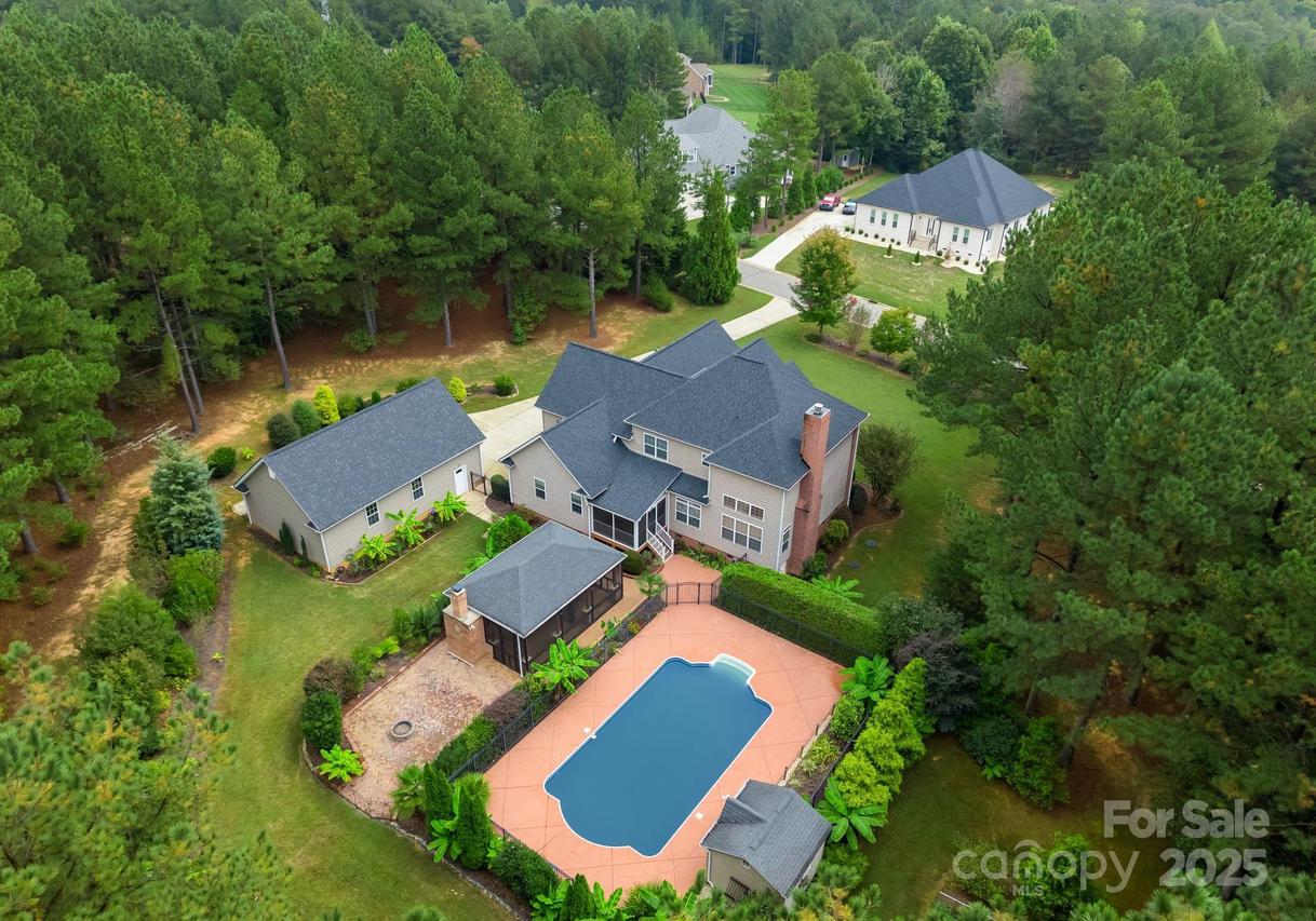 7133 Gildhall Ct., Denver, NC 28037